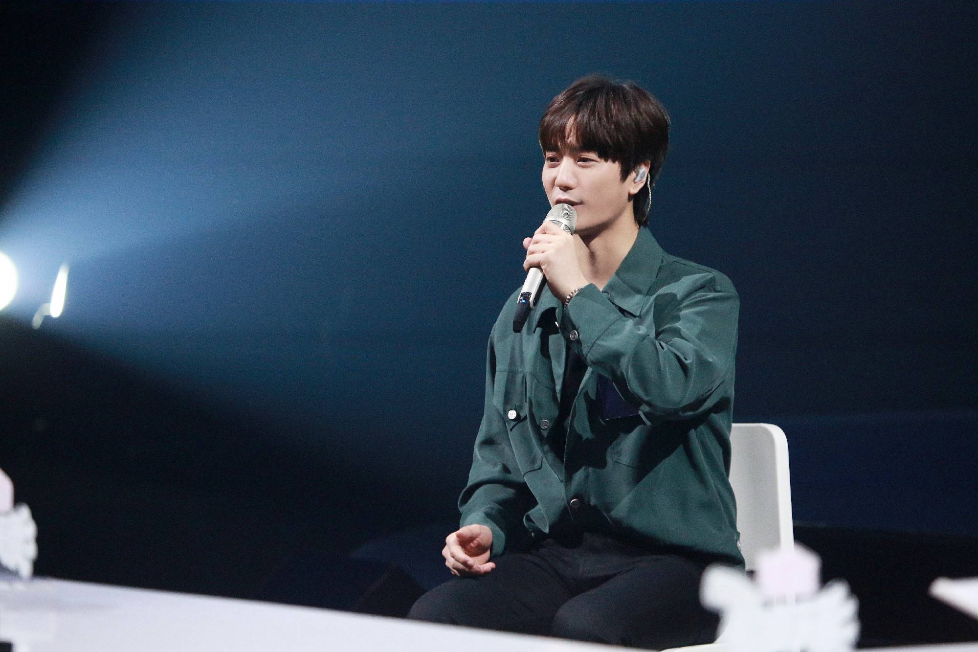 《谁是宝藏歌手》陆虎展现实力诚意"双杀" 代表作引发大合唱