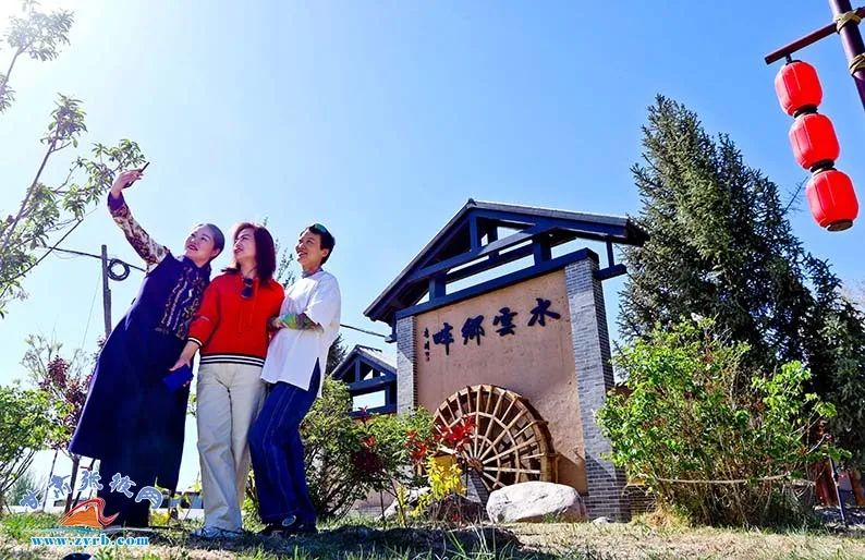 ▲特色旅游开启致富新路子