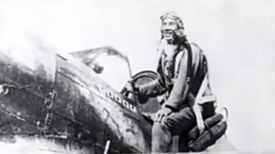 中国第一代王牌飞行员王延周：先后8次驾驶战斗机穿越“生死航线”