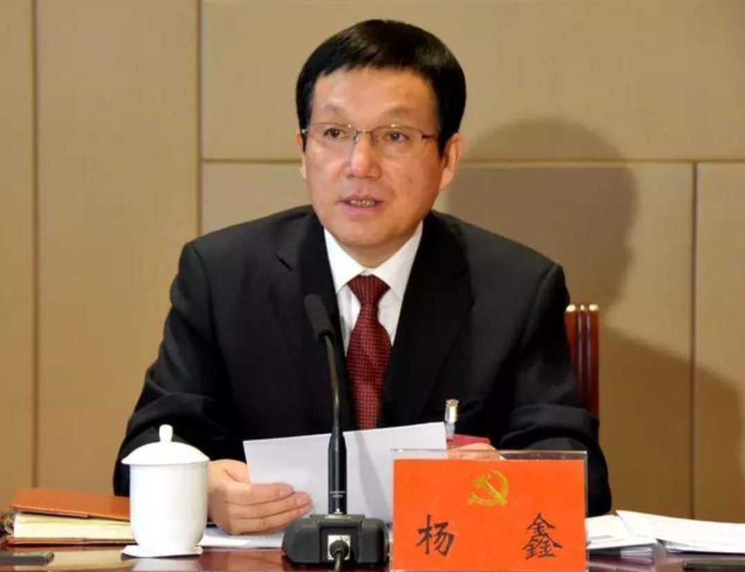 "老政法"跨省调任新疆纪委书记,前任已任中央巡视组组长