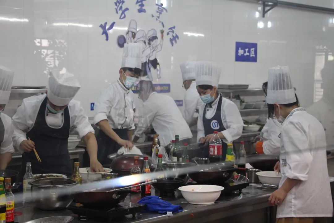 西北工业大学举办校园厨艺大赛 上演味蕾与视觉双重盛宴