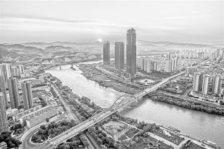 黄河百里风情线美景 掌上兰州&middot;兰州晨报首席记者 田蹊 摄