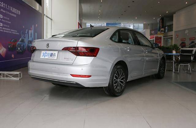 一汽大众速腾5款新车型上市售价1359万起