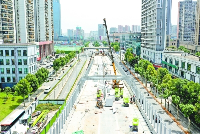 友谊大道主线高架桥结构贯通 预计6月底通车