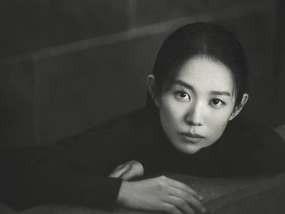 她到底是谁?竟敢和影后争奖项_凤凰网