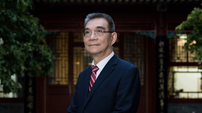 林毅夫:asml首席执行官担心3年后中国就能掌握光刻机技术_凤凰网科技