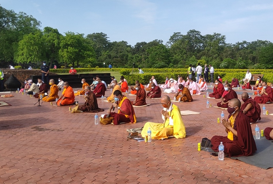 佛陀诞生地蓝毗尼圣园组织2565年佛诞节祈福活动_凤凰网视频_凤凰网