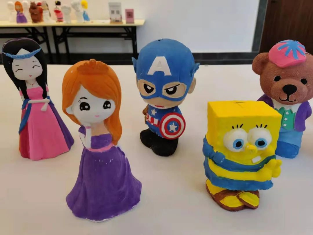 华中华园丨创意彩绘,彩绘石膏存钱罐圆满结束