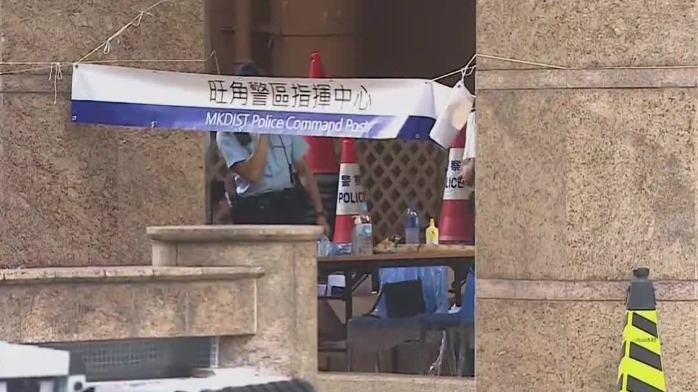 香港出现一宗源头不明的初步确诊个案，港府紧急围封所在大厦 凤凰网视频 凤凰网