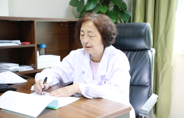 原上海交通大学附属同仁医院妇产科专家魏珊珊坐诊上海九龙不孕不育