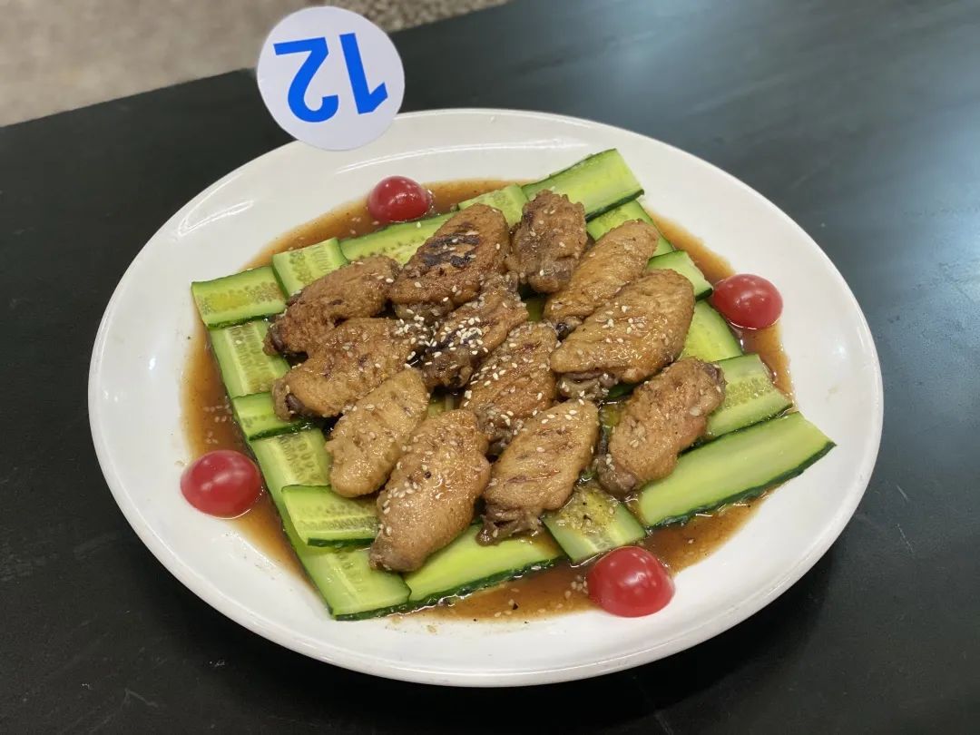 比翼双飞 管理学院苏禹心