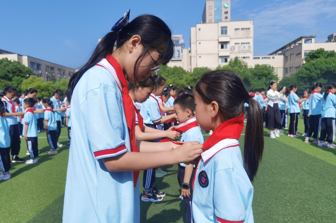 童心向党 礼赞百年—绍兴市柯桥区浙光小学举行新队员入队仪式