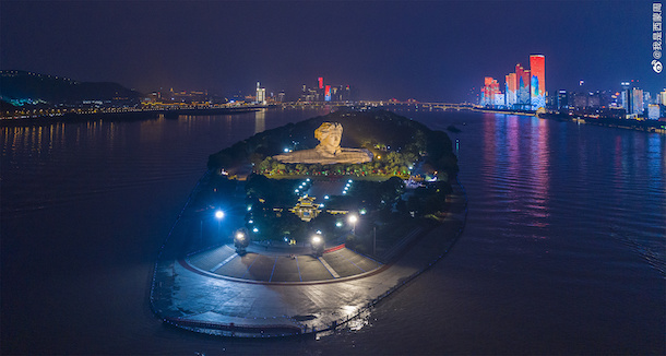 橘子洲頭夜景 周剛攝