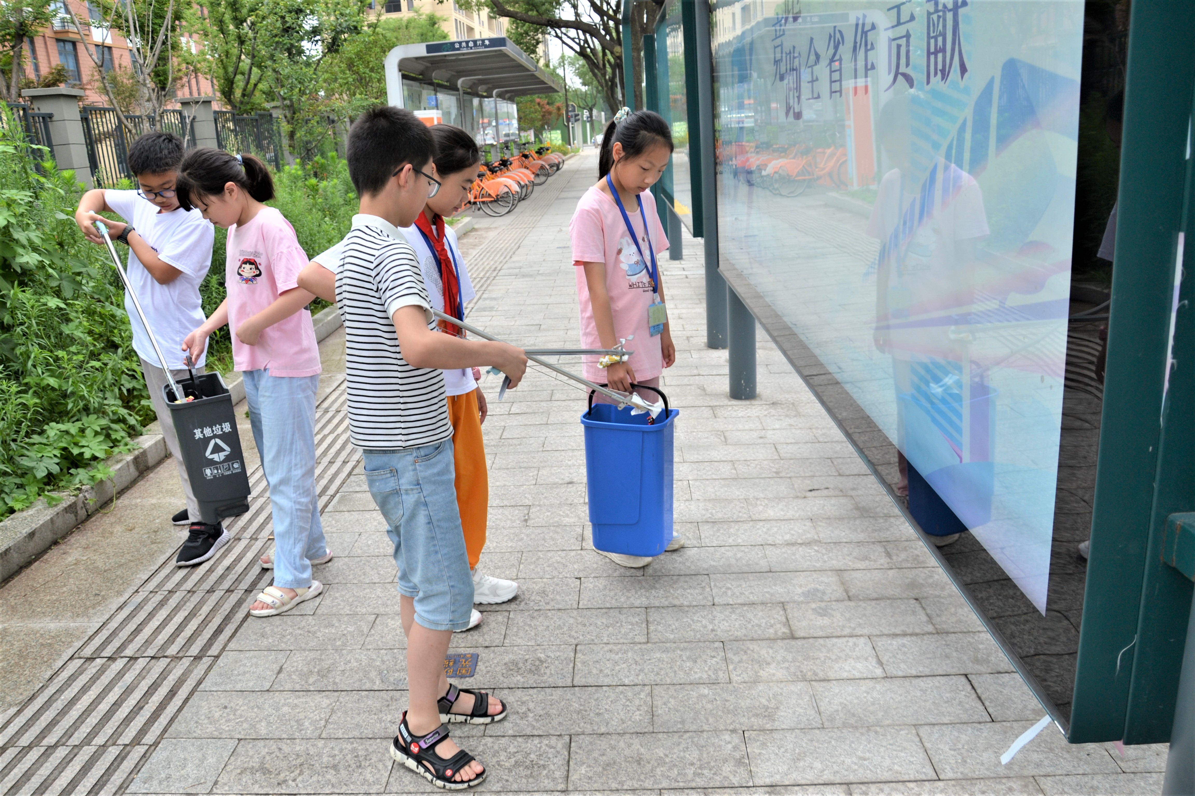 柯桥区实验小学坂湖校区开展世界环境日主题教育活动