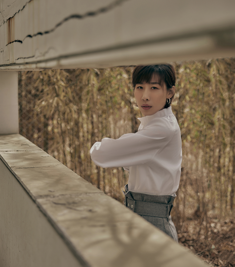 任素汐随拍大片曝光 新片《有一点动心》提档6.