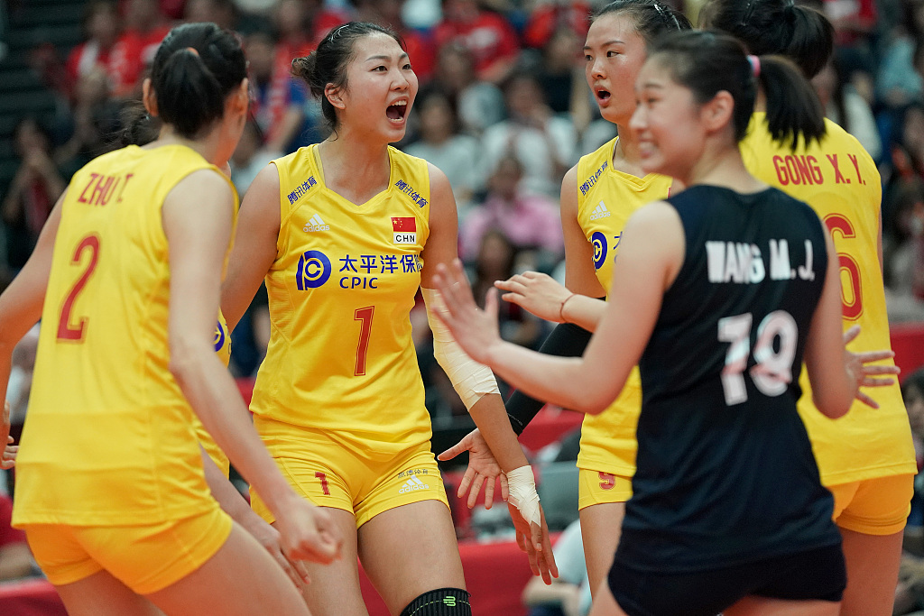 6战3负,两场0-3惨败,中国女排为何输得这么惨?