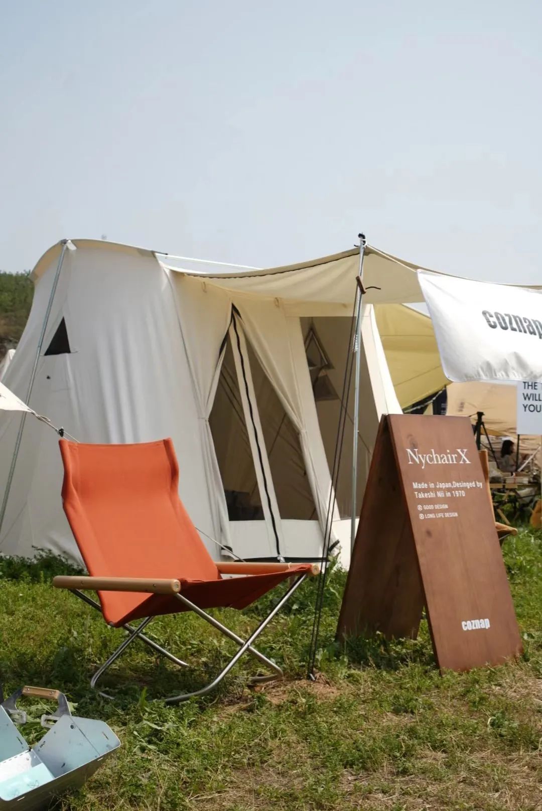 另外帐篷也是超美貌实用,可以容纳6个人,适合和小伙伴们一起使用.