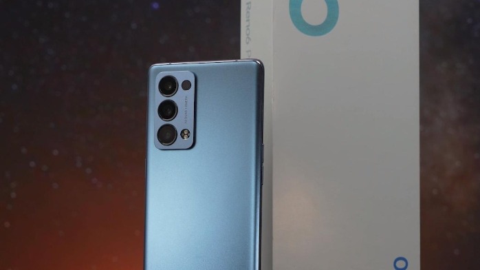 全系旗舰处理器！OPPO Reno6系列轻薄高颜值外表下藏着一颗电竞芯