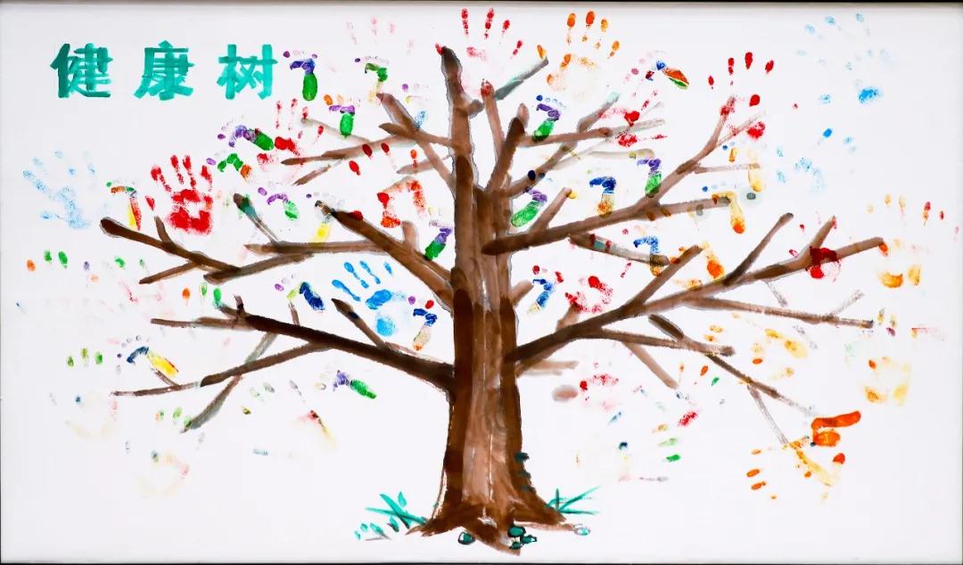 庆六•一|潍坊市人民医院举办“关爱儿童 助力健康”庆祝六•一国际儿童节暨纪念建院140周年儿童画展览活动