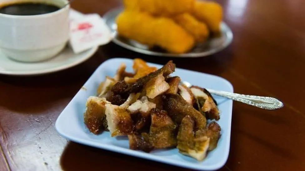 △烤猪肉和油条是必备/wiki