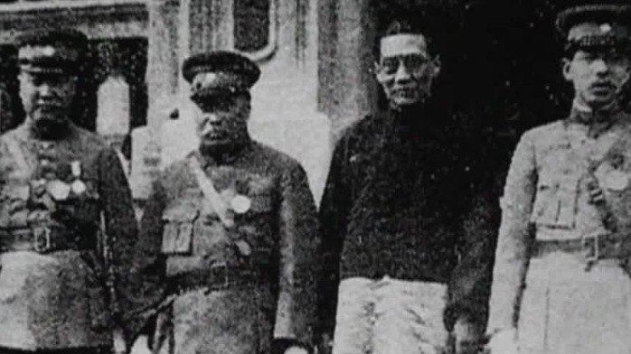 张作霖被炸死后，张学良为何选择东北易帜？