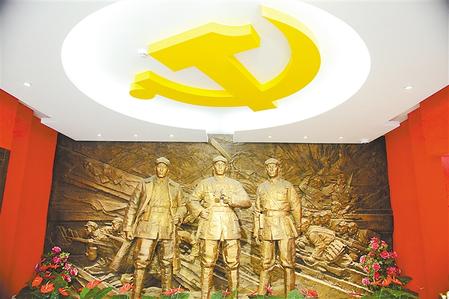 甘州区高金城烈士纪念馆内的红军雕塑 新甘肃&middot;兰州晨报记者 裴 强