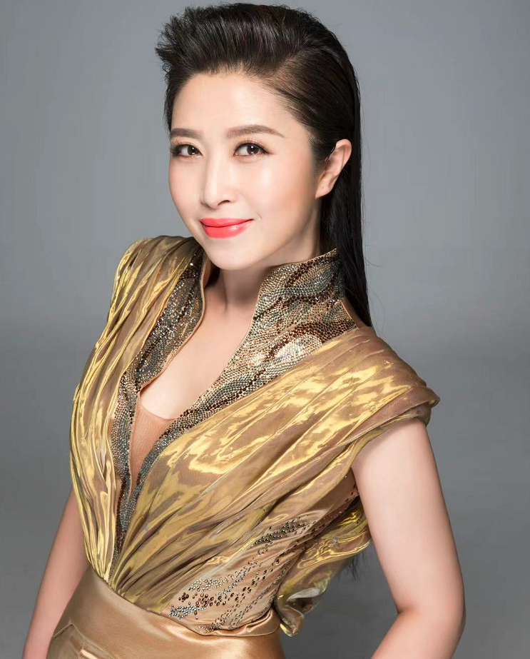 刘媛媛,中央民族歌舞团女高音歌唱家,2021年2月25日,被中共中央