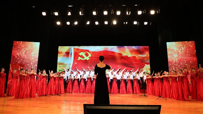 江西科技学院举行庆祝中国共产党成立100周年教职工大合唱比赛