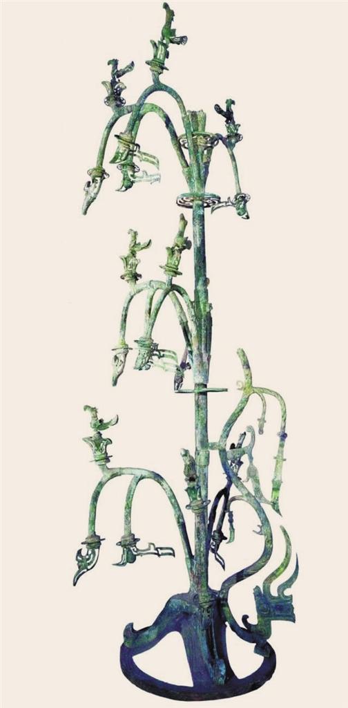 千年前贵族家那盏落地灯与三星堆神树有何关联