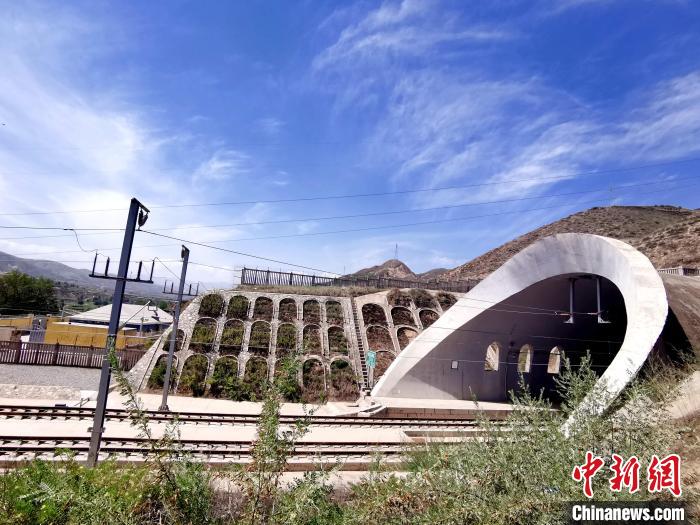 兰新客专西宁至兰州段因隧道报警再次“停摆”