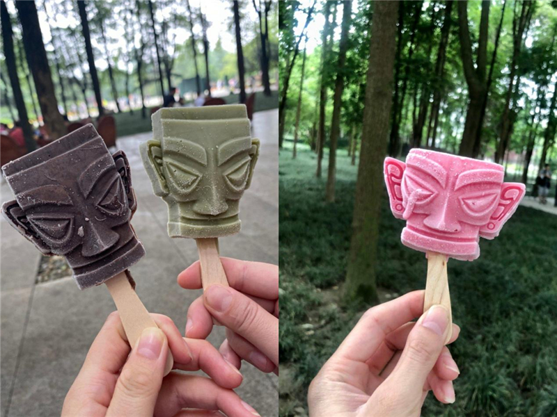 草莓味哪里可以买的到:三星堆文创馆今年五一期间"三星堆出品青铜面具