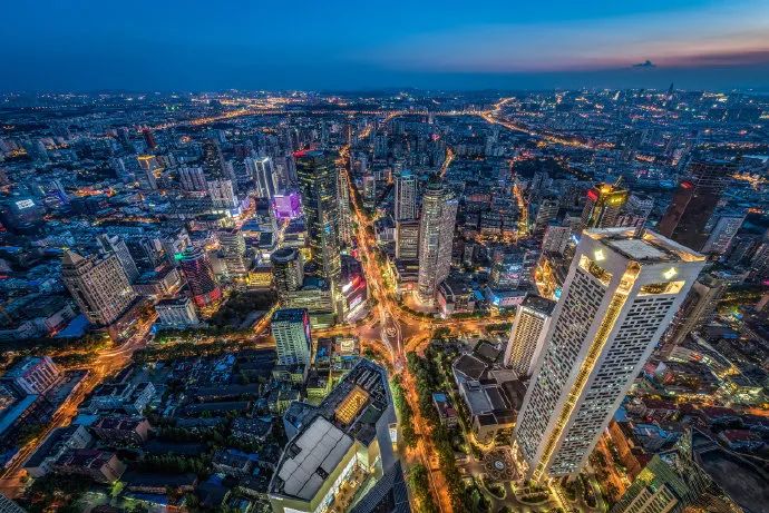 摄影师:weixiong2,核心产品金陵中環是继香港置地广场,澳门壹号广场