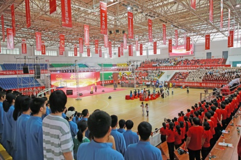 江西中医药大学：不忘初心跟党走 红歌唱响新时代