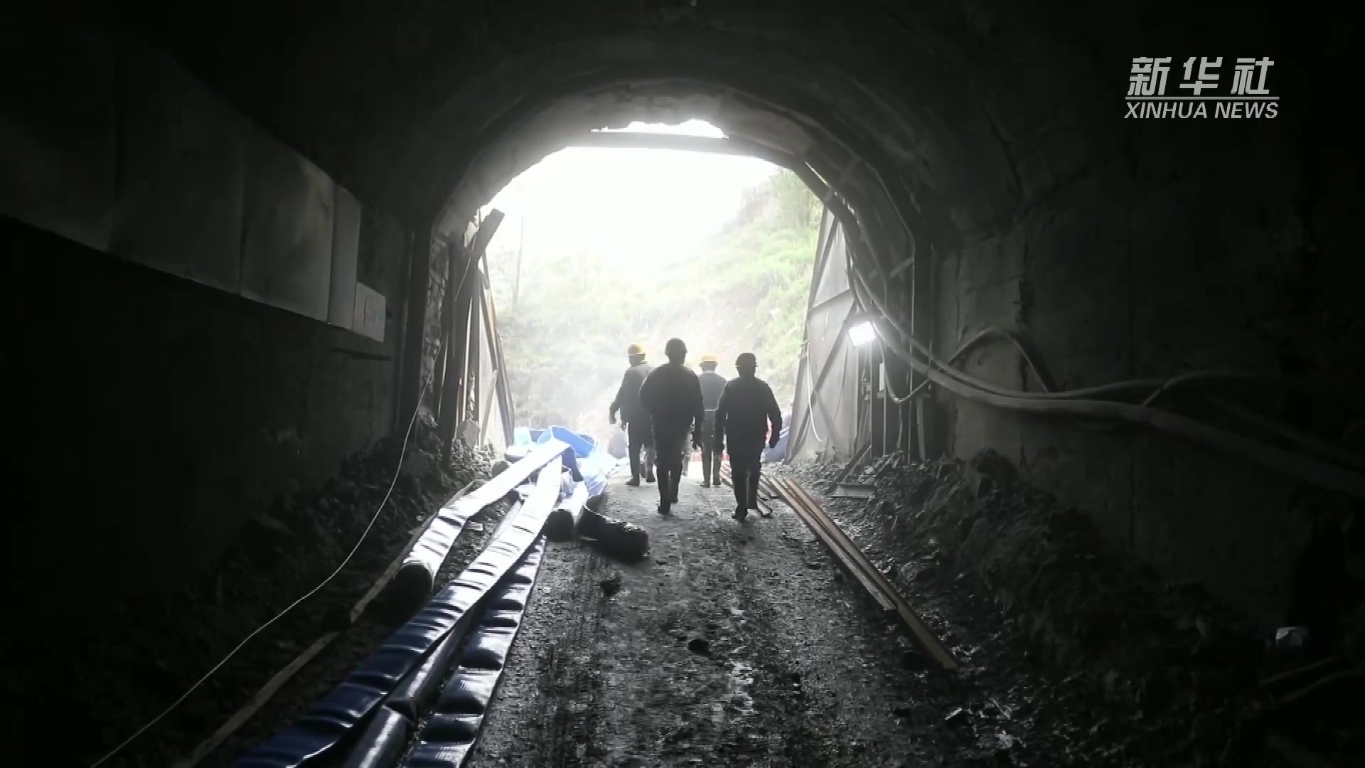 山西代县铁矿透水事故已发现11名遇难者_凤凰网视频_凤凰网