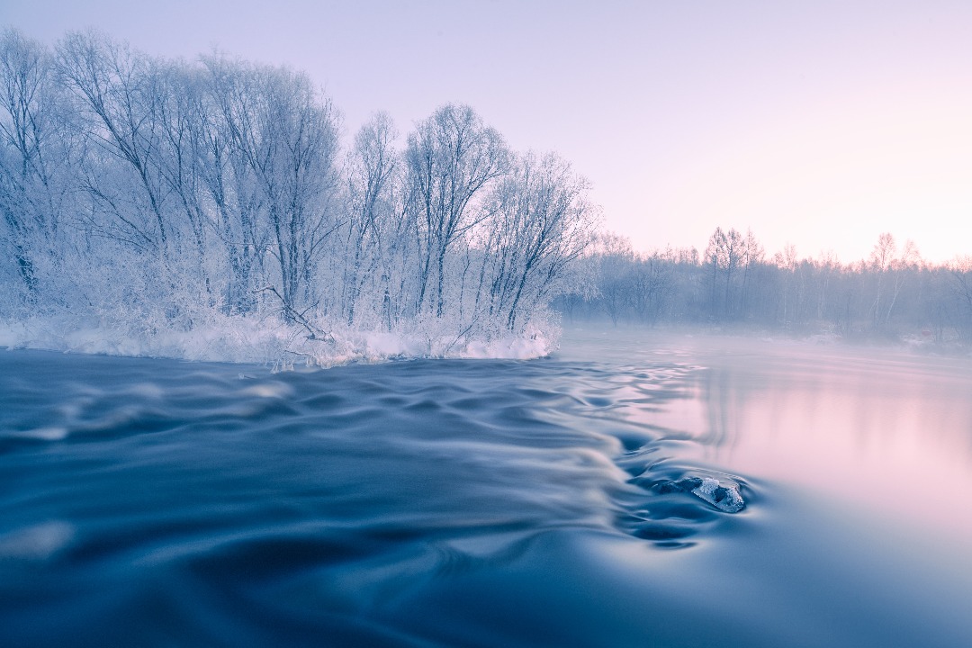 伊春邀您春赏花、夏避暑、秋观山、冬戏雪！