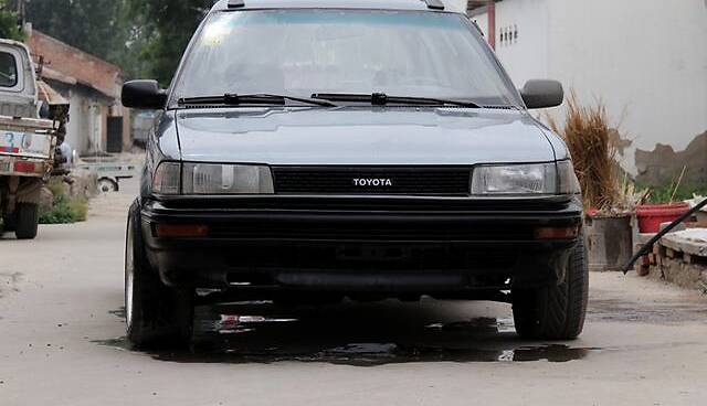 瓦罐迷们请注意狠货来袭1987年款丰田卡罗拉旅行版