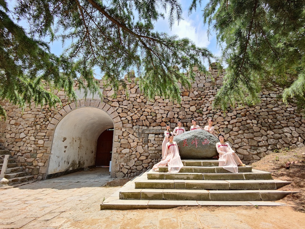 汉服游园、国潮快闪、夜间游玩、投壶射箭,小珠山景区首届端午汉服节即将开启!
