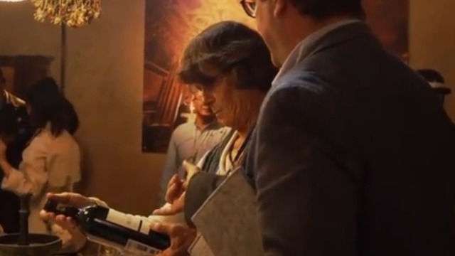 王翎芳走遍世界品尝当地美食，在生活美学方面拥有独到眼光