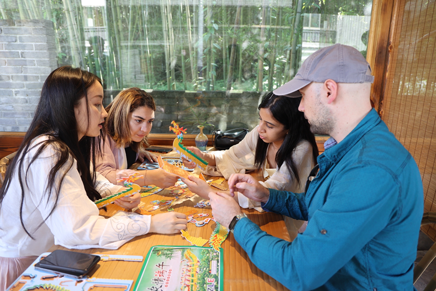 象山：跨文化交流在乡村 品端午风情在墙头