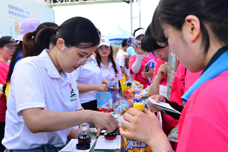  中国邮政“冬奥文化校园行”走进河北师范大学