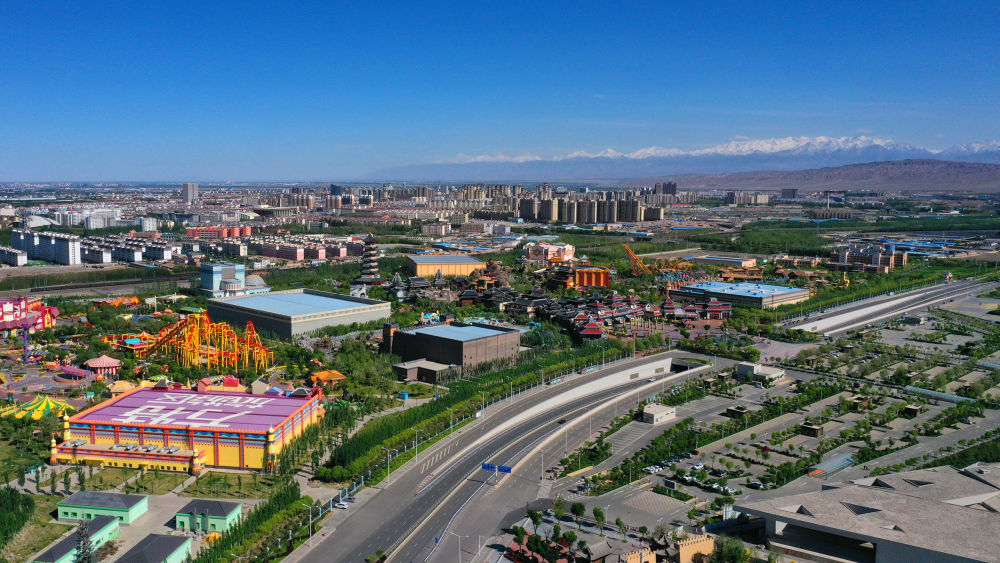 嘉峪关市方特丝路神画 雷昉谕 摄