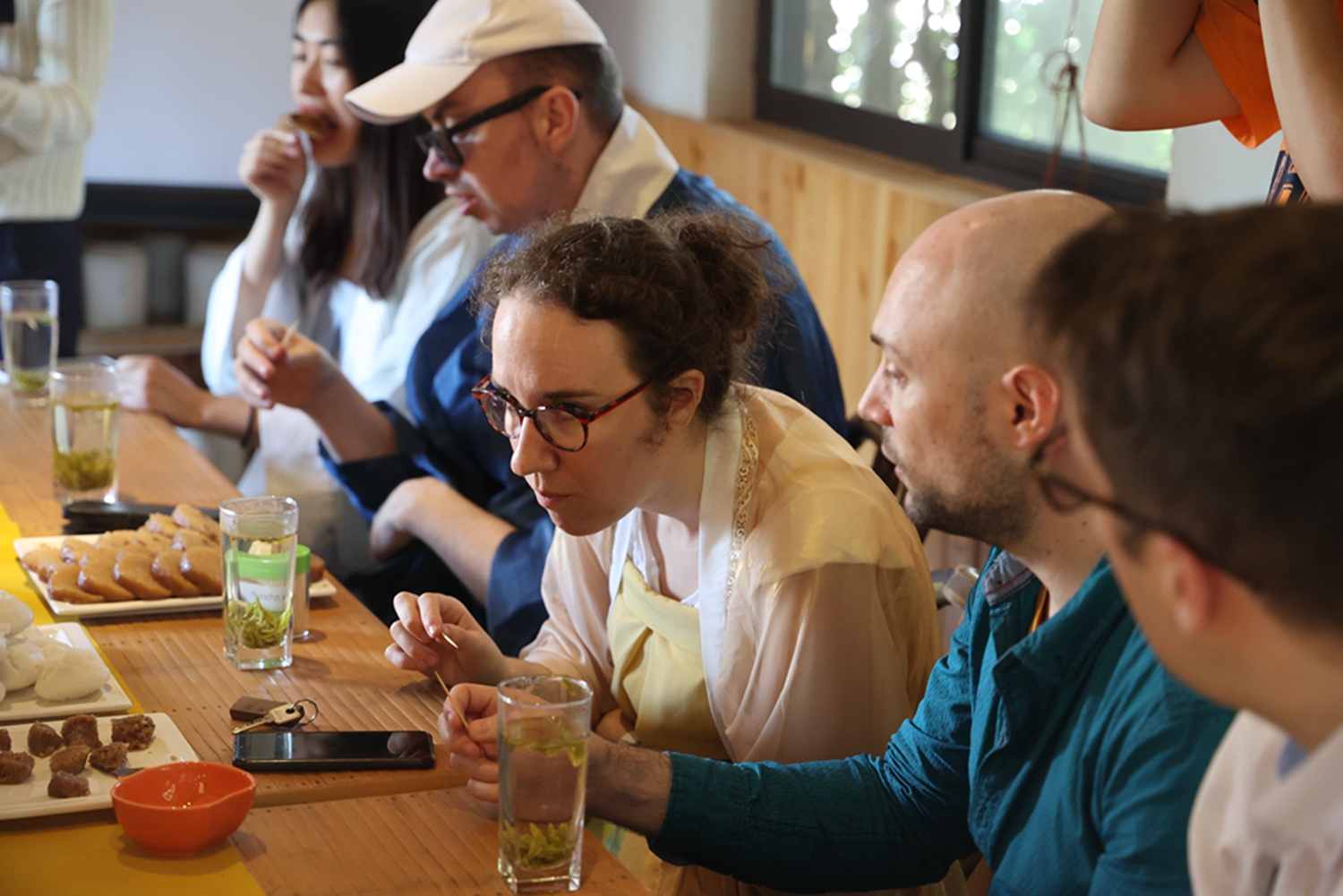 象山：跨文化交流在乡村 品端午风情在墙头