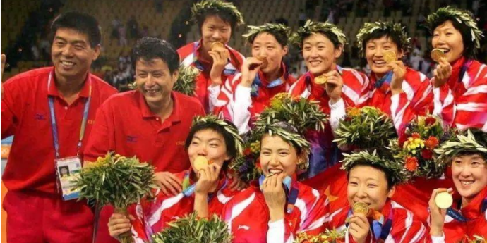 2004年雅典奥运女排决赛她贡献25分，成中国队一道“奇兵”