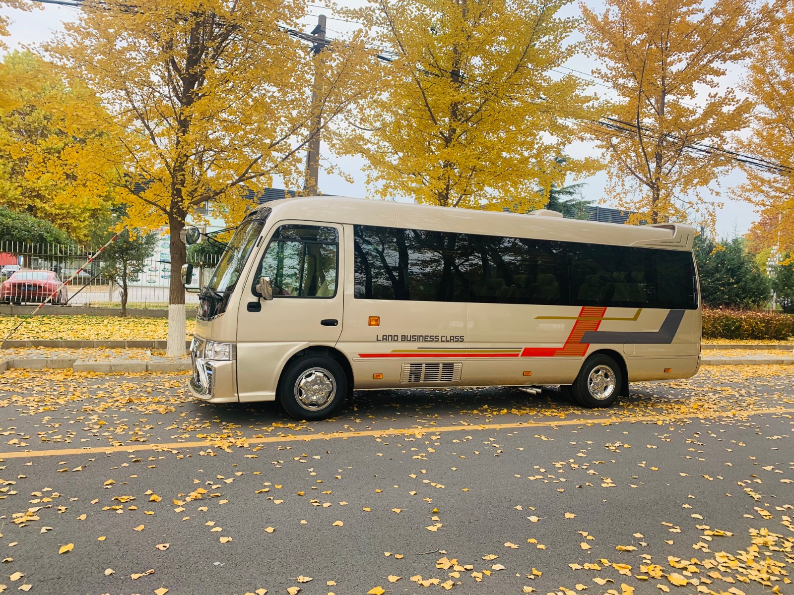 丰田考斯特汽车价格表丰田中巴考斯特 凤凰网汽车 凤凰网