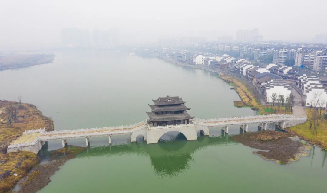 △环抱着常德的柳叶湖 / 图虫