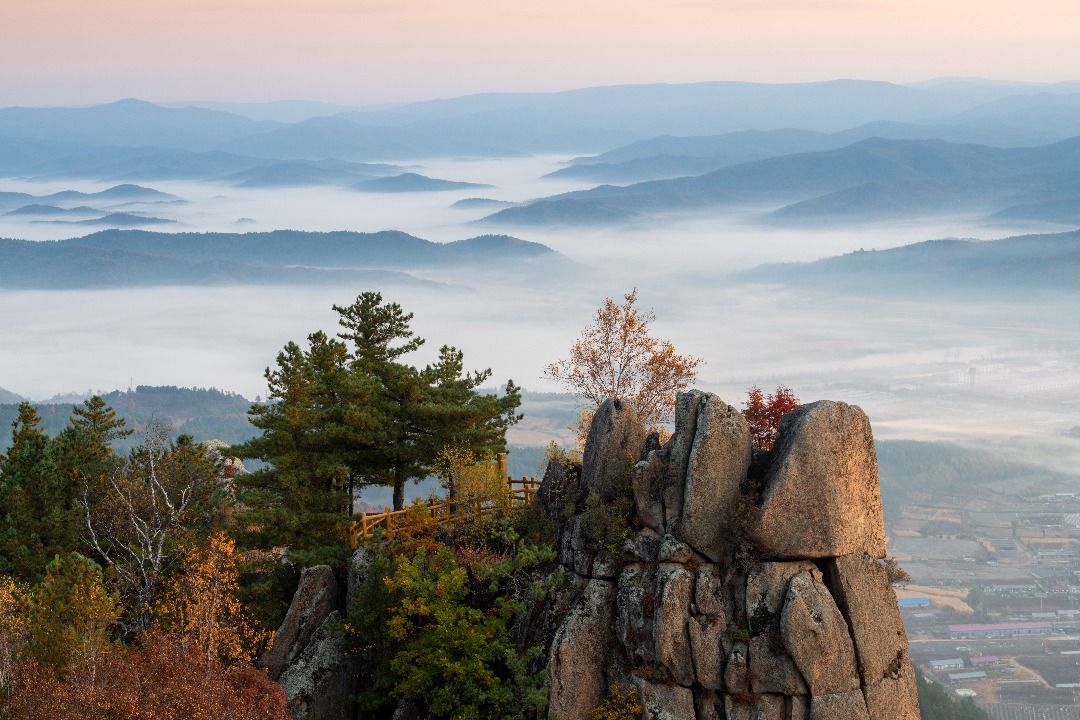 伊春邀您春赏花、夏避暑、秋观山、冬戏雪！