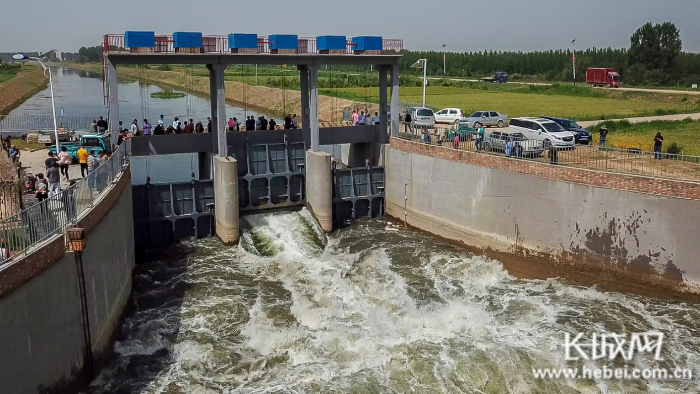 河流供水图片