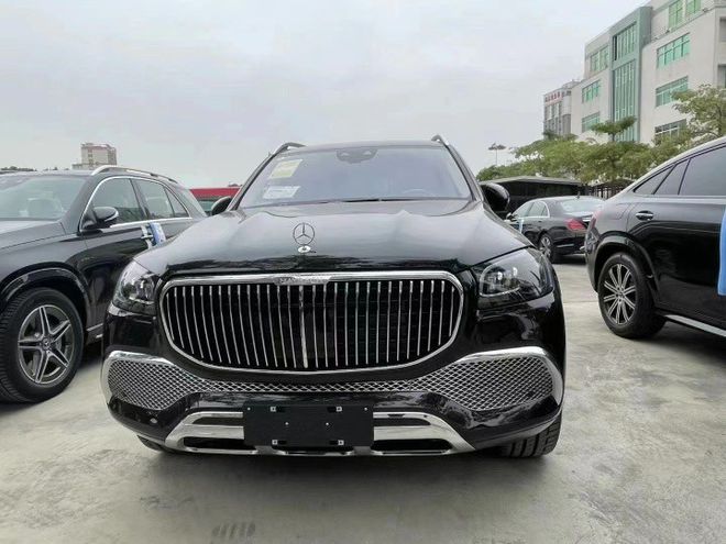 迈巴赫gls480豪华suv现车加多少钱