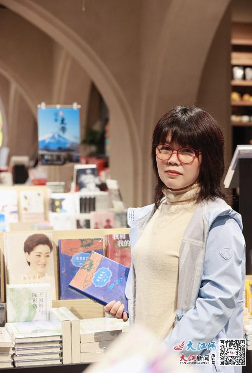 南昌市语文学科带头人、历年中考阅卷作文组组长、南昌二十八中教育集团总校语文组教研组长唐琦