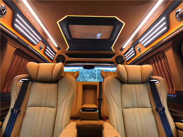 奔驰v260l改装商务车黑武士版